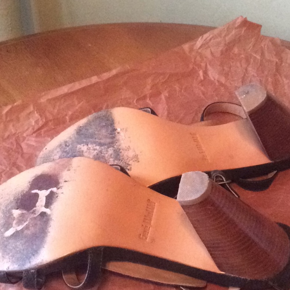 Sandals - Picture 4 of 4